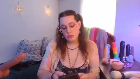Snapshot of mxsissycharlotte chatting on 30, 4, 2026 Mx Charlotte online show from 30, 4, 2026