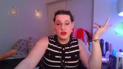 Snapshot of mxsissycharlotte chatting on 11, 5, 2026 Mx Charlotte online show from 11, 5, 2026