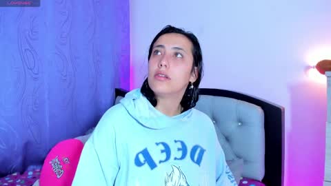 my_aleja_ online show from 7, 4, 2026