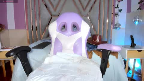 mya_blaze online show from 13, 9, 2025