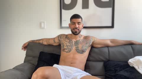 Snapshot of myke_esthetic chatting on 1, 3, 2025 Myke esthetic online show from 1, 3, 2025