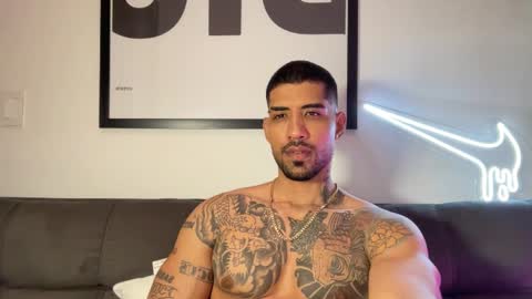 Snapshot of myke_esthetic chatting on 29, 9, 2025 Myke esthetic online show from 29, 9, 2025