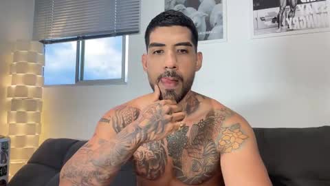 Snapshot of myke_esthetic chatting on 1, 2, 2026 Myke esthetic online show from 1, 2, 2026