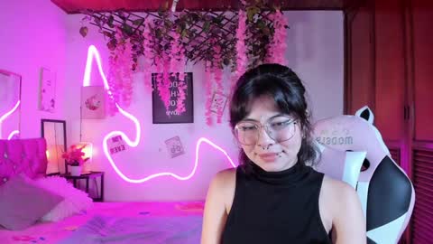 Snapshot of mylittlebunny__ chatting on 28, 12, 2024 helen online show from 28, 12, 2024