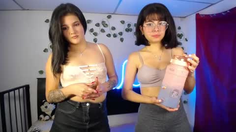 Snapshot of mylittlebunny__ chatting on 2, 2, 2025 helen online show from 2, 2, 2025