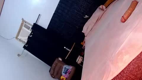 Snapshot of mylovingsofia chatting on 30, 10, 2025 GODDESS SOFIA take me private show or passwordshow i cum to you online show from 30, 10, 2025