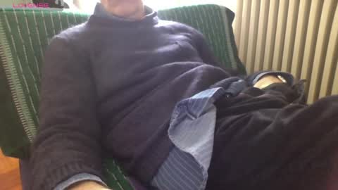 Bi sexy guy lovense hush is on private is open or password show tip if you like. online show from 2, 3, 2026