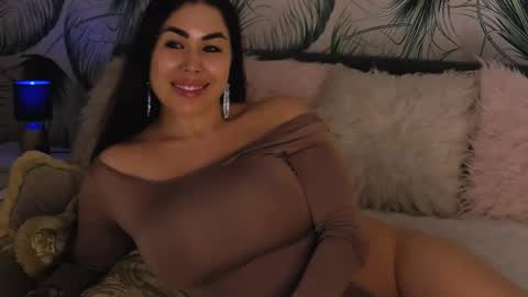 Snapshot of mynismuse chatting on 9, 5, 2026 Muse online show from 9, 5, 2026