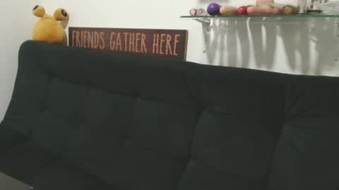 Snapshot of myrandafliiers chatting on 27, 6, 2026 myranda online show from 27, 6, 2026