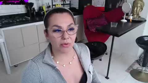 Snapshot of myrnasexxx chatting on 26, 6, 2026 Myrna Sessions online show from 26, 6, 2026