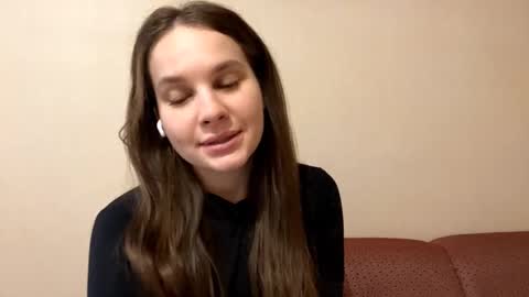 Snapshot of myrtazyskowski chatting on 1, 11, 2025 Luna online show from 1, 11, 2025