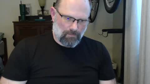 Just hanging out - No pressure online show from 29, 4, 2026