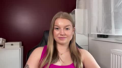 Snapshot of mysteryericax chatting on 11, 5, 2026 Erica online show from 11, 5, 2026