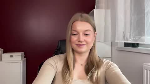 Snapshot of mysteryericax chatting on 12, 5, 2026 Erica online show from 12, 5, 2026