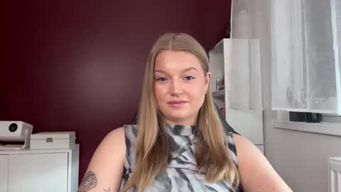 Snapshot of mysteryericax chatting on 13, 5, 2026 Erica online show from 13, 5, 2026