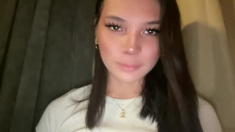 Snapshot of mysteryman_xxx chatting on 18, 1, 2026 UR GIRL NEXTDOOR online show from 18, 1, 2026