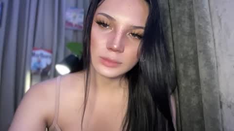 UR GIRL NEXTDOOR online show from 7, 4, 2026