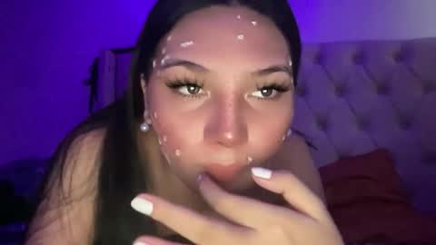 Snapshot of mysteryman_xxx chatting on 18, 5, 2026 UR GIRL NEXTDOOR online show from 18, 5, 2026