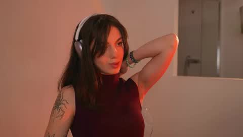Snapshot of mystica_ chatting on 27, 9, 2025 MILLI online show from 27, 9, 2025