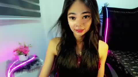 Snapshot of mysticofcum22 chatting on 7, 11, 2025 Krestine online show from 7, 11, 2025