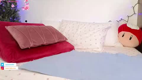 MySweetSofie online show from 18, 12, 2025