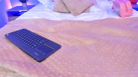 Snapshot of na_yeon_ chatting on 30, 10, 2025 AMY online show from 30, 10, 2025