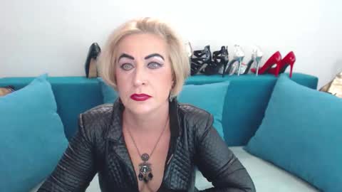 Snapshot of nadiafemdom chatting on 11, 9, 2025 NadiaFemDom online show from 11, 9, 2025