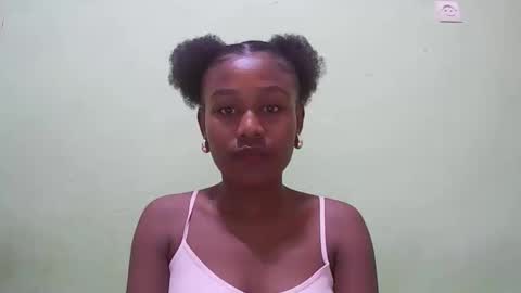 Snapshot of nah296652 chatting on 9, 4, 2026 nah296652 online show from 9, 4, 2026