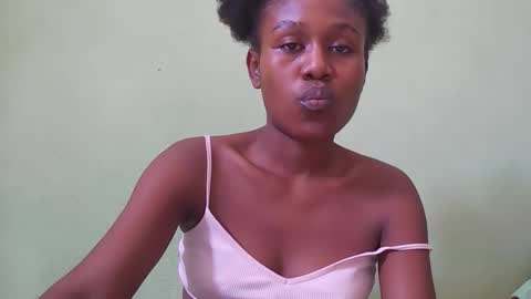 Snapshot of nah296652 chatting on 10, 4, 2026 nah296652 online show from 10, 4, 2026