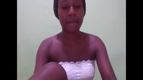 Snapshot of nah296652 chatting on 2, 5, 2026 nah296652 online show from 2, 5, 2026