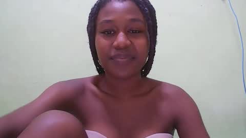 Snapshot of nah296652 chatting on 8, 5, 2026 nah296652 online show from 8, 5, 2026