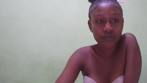 Snapshot of nah296652 chatting on 14, 5, 2026 nah296652 online show from 14, 5, 2026