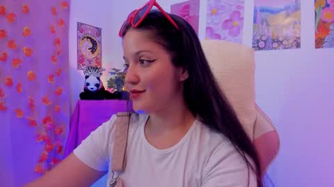 Nahara Soler online show from 4, 12, 2025