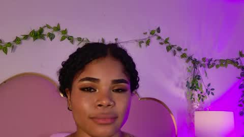 NahiaraReina  online show from 24, 5, 2026