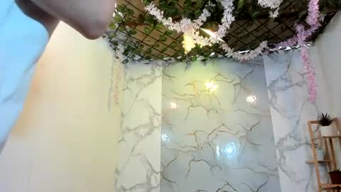 Snapshot of nahomi_hot2002 chatting on 21, 6, 2026 nahomi_hot2002 online show from 21, 6, 2026
