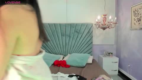 Snapshot of nahomi_wild chatting on 10, 12, 2024 Nahomi online show from 10, 12, 2024