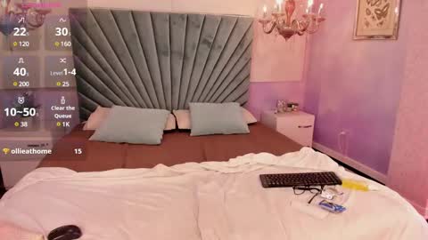 Nahomi online show from 11, 12, 2024