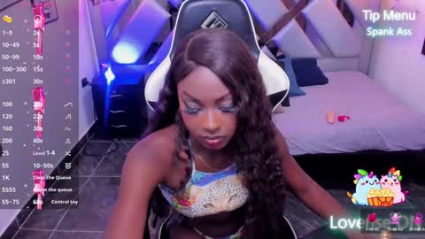 Nahomi  online show from 6, 2, 2025