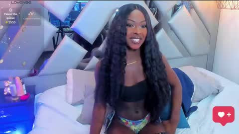 Nahomi  online show from 8, 3, 2025