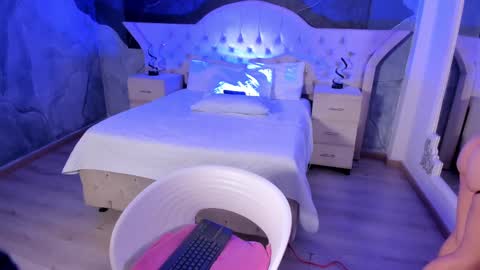 Nahomi online show from 26, 2, 2025