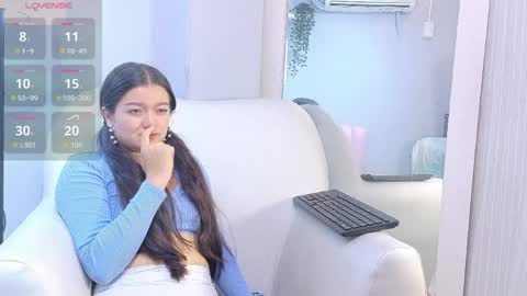 Snapshot of nahommybell chatting on 2, 4, 2026 nahommybell online show from 2, 4, 2026