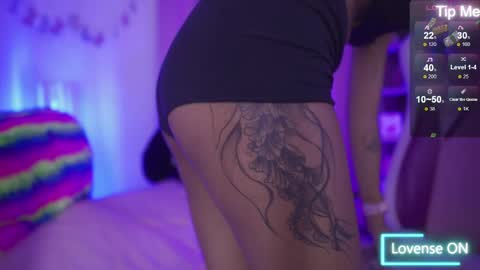 nahomy 2308 online show from 28, 4, 2026