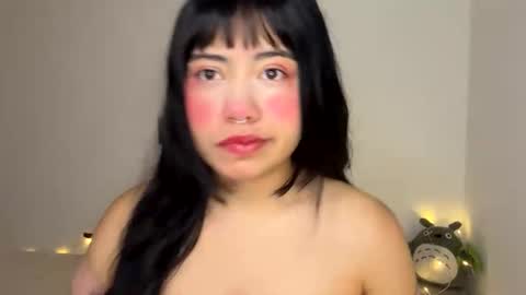 nahomy online show from 29, 3, 2026