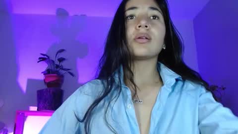 Snapshot of nahomy_rain chatting on 5, 6, 2026 online show from 5, 6, 2026