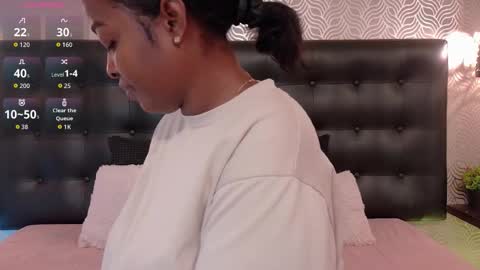 Snapshot of naiaramasson_ chatting on 12, 3, 2026 naiaramasson_ online show from 12, 3, 2026