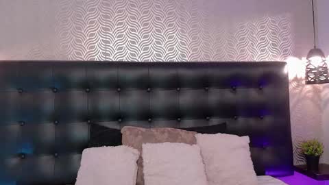 Snapshot of naiaramasson_ chatting on 10, 4, 2026 naiaramasson_ online show from 10, 4, 2026