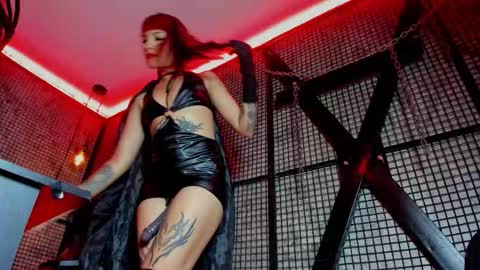 Naila online show from 31, 10, 2025