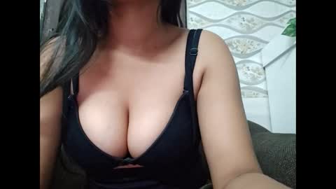 Snapshot of naina00123 chatting on 15, 1, 2026 Naina online show from 15, 1, 2026