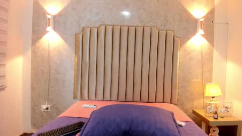 Naisha Rousell online show from 11, 10, 2025