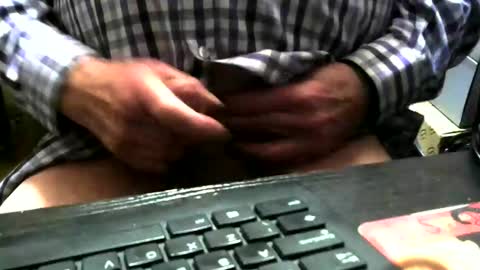 Snapshot of nakedoldguy chatting on 9, 1, 2025 NakedOldGuy online show from 9, 1, 2025